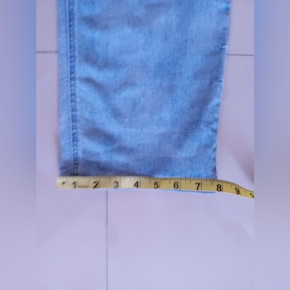 Baccini Women Straight Legs Wash  Light Blue Size 12 Pockets Zipper Pants - Picture 12 of 16